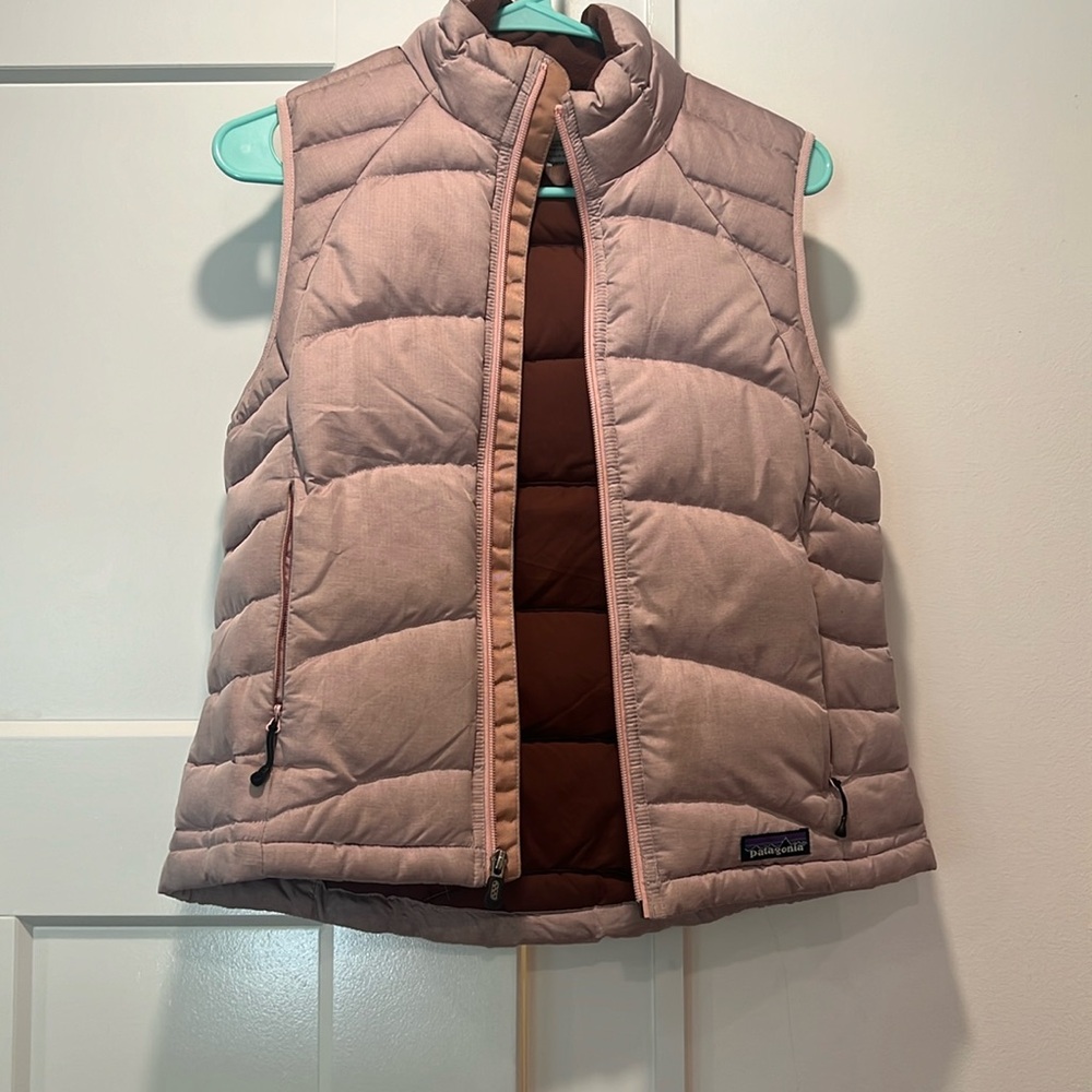 Vintage Patagonia pink women’s vest size small